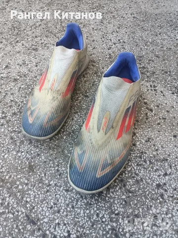 Футболни обувки Adidas F50 League Laceless (модел без връзки) от колекцията Advancement Pack., снимка 2 - Спортни обувки - 56202931