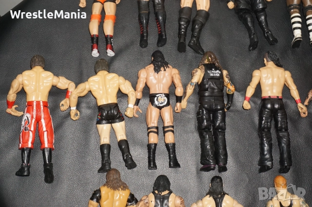 35 Кеч Фигури Lita/Lana/Test/D-Von Dudley/Samoa Joe/The Undertaker/Shane Douglas/The Miz/Seth Rollin, снимка 13 - Колекции - 51856261
