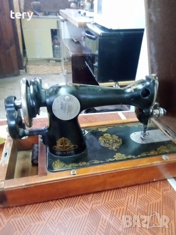 Продавам стара шевна машина руска Варна 