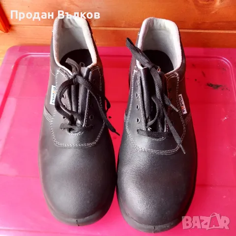 МЪЖКИ ОБУВКИ ПОЛОВИНКИ НОМЕР 43