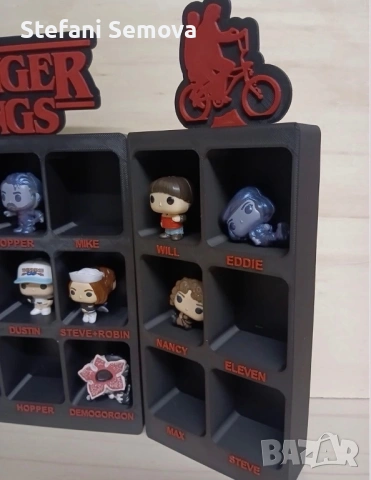 Stranger Things - Поставка за фигурки Kinder Joy , снимка 4 - Колекции - 53058572