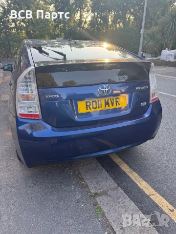 На части Toyota Prius hybrid Тойота Прус хибрид на части 1.8, снимка 12 - Автомобили и джипове - 56072785
