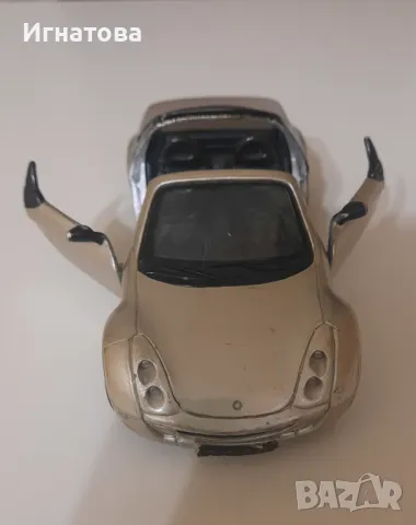 Audi TT Coupe и Smart Roadster Cabrio 1:32 - колекционерски метални колички, снимка 10 - Колекции - 48930158