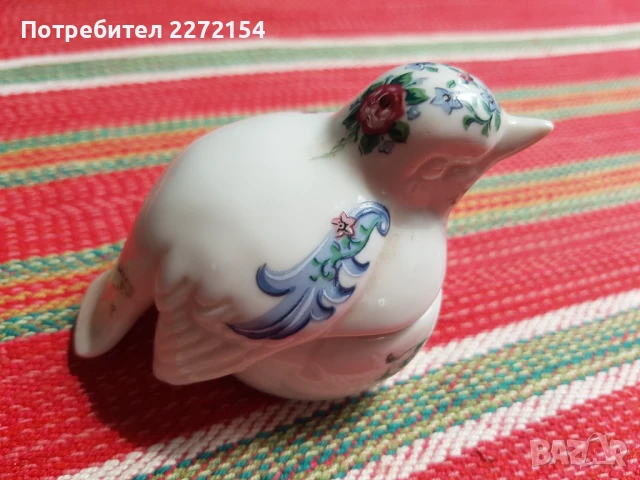 Порцеланова статуетка фигурка кутия за бижута, снимка 2 - Антикварни и старинни предмети - 51285250