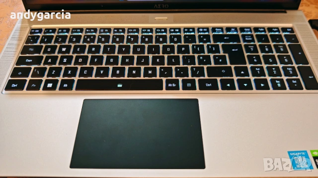 Gigabyte AERO 17/Intel Core i7 12700H/NVidia RTX 3070ti 8GB/16G RAM/512 SSD/4K 120hz HDR1000 MiniLED, снимка 9 - Лаптопи за игри - 53484243