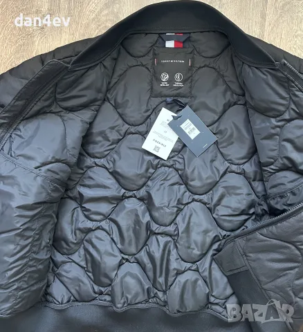 Бомбър яке Tommy Hilfiger, снимка 8 - Якета - 54196051