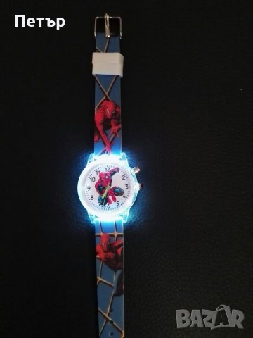 Светещ детски часовник Спайдърмен, Spiderman, снимка 2 - Детски - 36732253