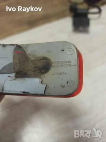 Рефлектор задна броня за Dacia Lodgy , Dokker  2012- шофьорска страна Ляв , снимка 2 - Части - 51419667