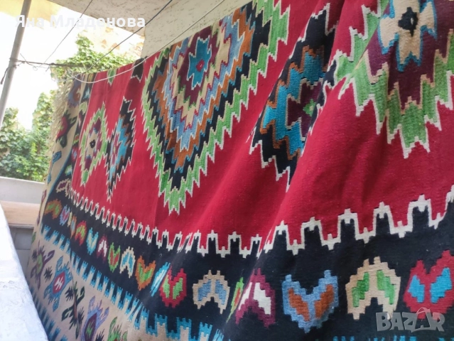 Килим чипровски 280x240 см