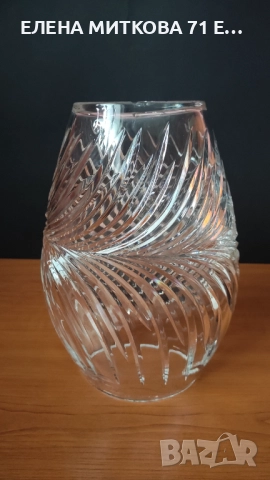 Тежка и голяма овална ваза ръчно рязан кристал, снимка 3 - Вази - 52900502