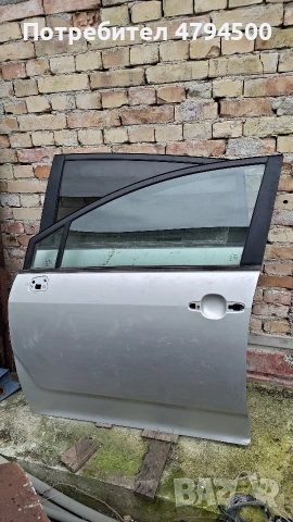 Предна лява врата за Toyota Corolla Verso, Корола Версо