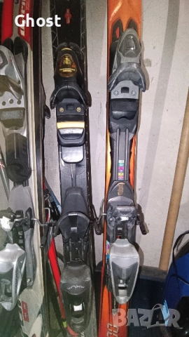 Три чифта ски Rosignol (щеки, обувки, чанти, очила, каски)., снимка 7 - Зимни спортове - 51760456
