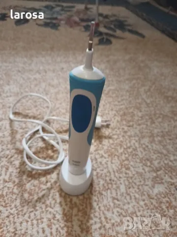 електрическа четка за зъби Орал Б, снимка 1