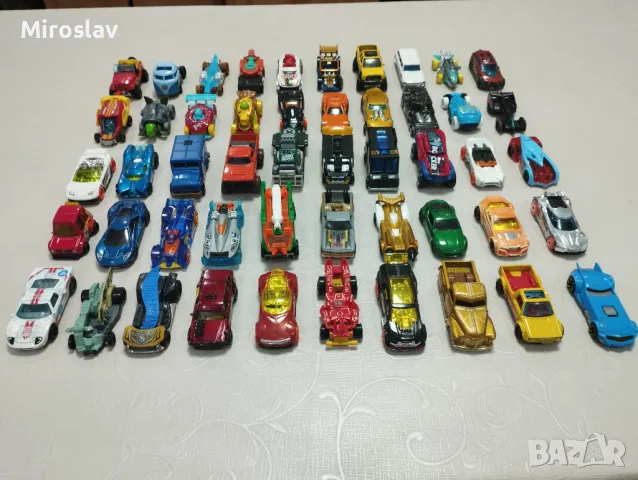 колички хот уилс 64 броя, снимка 13 - Коли, камиони, мотори, писти - 48707324