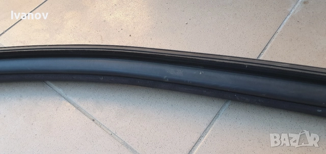 Дясно гумено уплътнение за врата бмв е46 купе front right door seal bmw e46 coupe  7126137, снимка 7 - Части - 52773786
