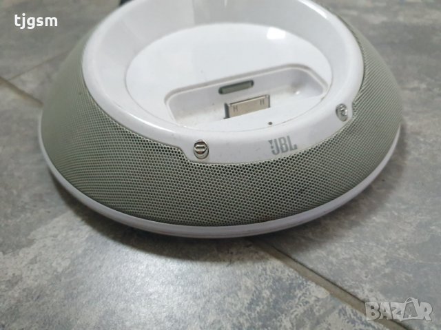 Док станция JBL OnStage IV 30-Pin iPod/iPhone Speaker, снимка 6 - Аксесоари за Apple - 33725895