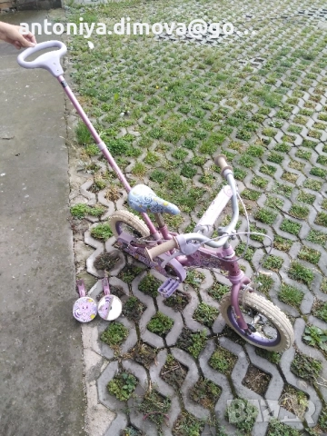 Детско колело с помощни колела