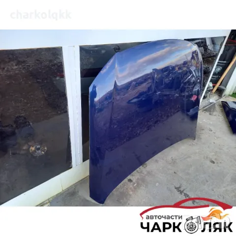 Преден капак Фолксваген Пасат Б6 (к), снимка 2 - Части - 47605770