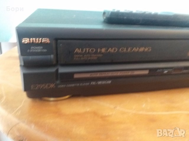 Видео AIWA с дистанционно, снимка 2 - Плейъри, домашно кино, прожектори - 31950328