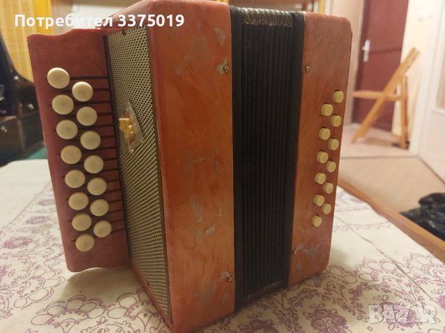 Малка ретро руска хармоника Теза, снимка 8 - Акордеони - 38363465