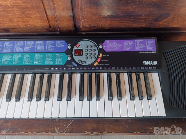 Синтезатор Yamaha PSR77 , снимка 4 - Синтезатори - 52497718