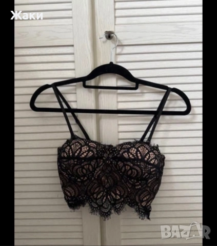 Дамско бюстие с чашка