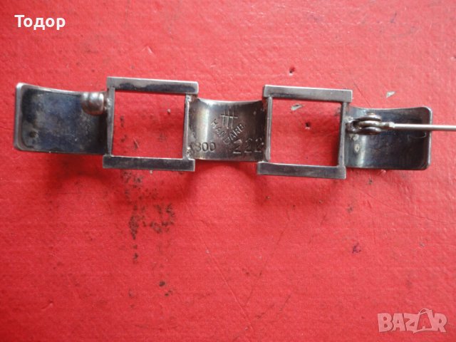 Авторска арт сребърна брошка знак проба 800, снимка 6 - Колиета, медальони, синджири - 40679744