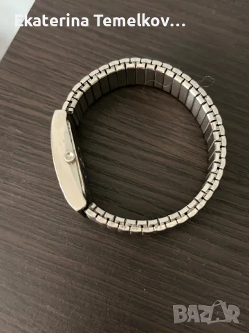 Дамски часовник тип гривна DKNY, снимка 2 - Дамски - 55753341