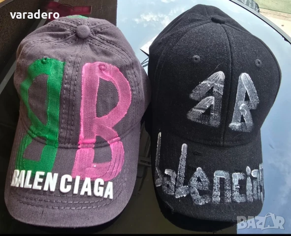 Шапки с козирка Balenciaga 