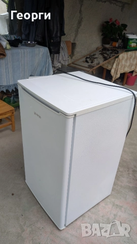 Хладилник с фризерна част Gorenje 96л А+, снимка 5 - Хладилници - 51790443