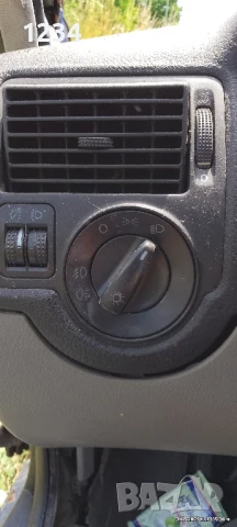 копчета за фарове на голф 4 , снимка 2 - Части - 51236160