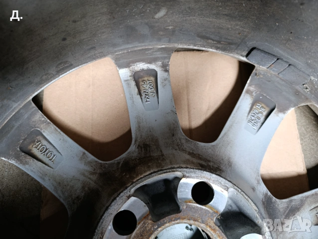 Оригинални  джанти за Тойота два броя, снимка 2 - Гуми и джанти - 54095151