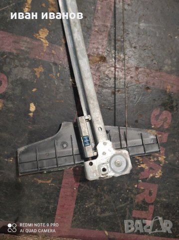 Машинка стъкло Ауди , снимка 3 - Части - 31641772