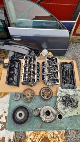 глави валове VW Audi AKE АКЕ ауди 2.5тди 180 glavi valove, снимка 1