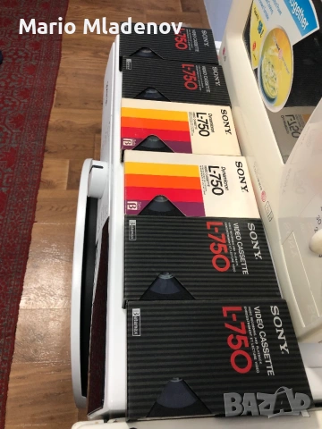 Касети Betamax 6 броя.