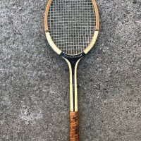 Стара тенис ракета , снимка 2 - Тенис - 36742147