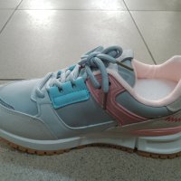 дамски спортни обувки , снимка 2 - Кецове - 42022249