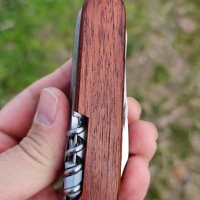 Victorinox Swiss Champ Wood, снимка 7 - Ножове - 39749492