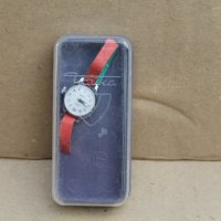 СССР дамски часовник    "ЧАЙКА" нов, снимка 1 - Антикварни и старинни предмети - 38022972