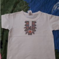 Детска блуза с българска шевица, снимка 1 - Детски тениски и потници - 33978472