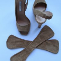 Обувки на висок ток Carven телесен велур н.38, снимка 4 - Дамски обувки на ток - 29562495