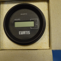 дигитален индикатор Curtis 701RN0010 digital hours meter, снимка 1 - Резервни части за машини - 44614550