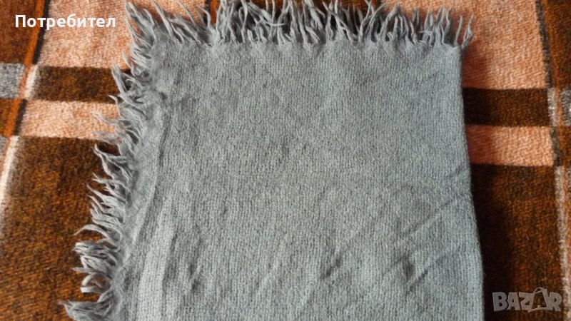 Вълнен квадратен шал 80/76 см, снимка 1