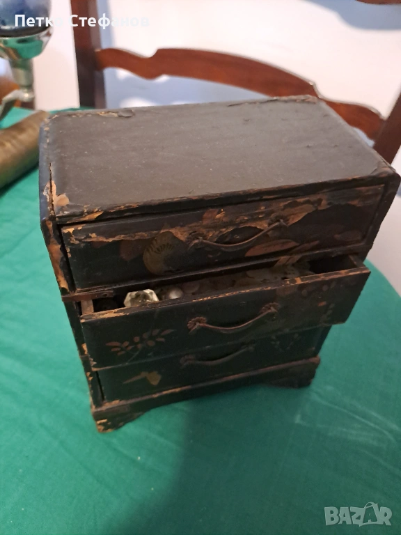Стара японска кутия за бижута с чекмеджета. , снимка 1
