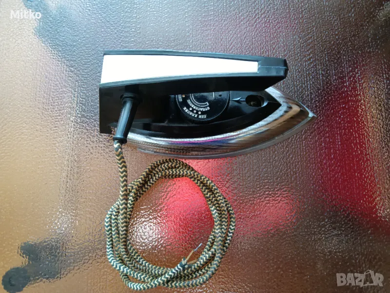 Автентична ютия производство СССР 1000W 1986г., снимка 1