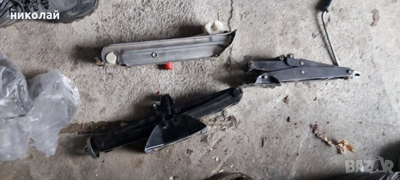 Крик за кола, снимка 1