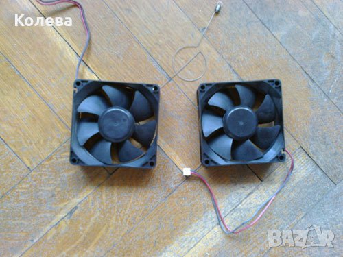 Два вентилатора от принтер ”Киосера” ФС 1100, снимка 1