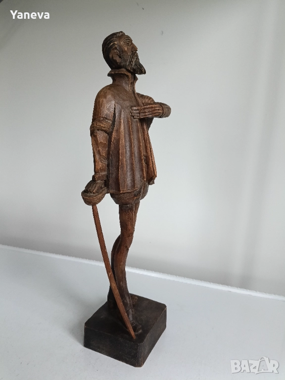 Дърворезба Дон Кихот , литературен герой известен със своя идеализъм., снимка 1