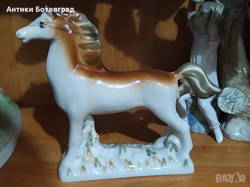 Порцеланова фигура кон СССР производство , снимка 1