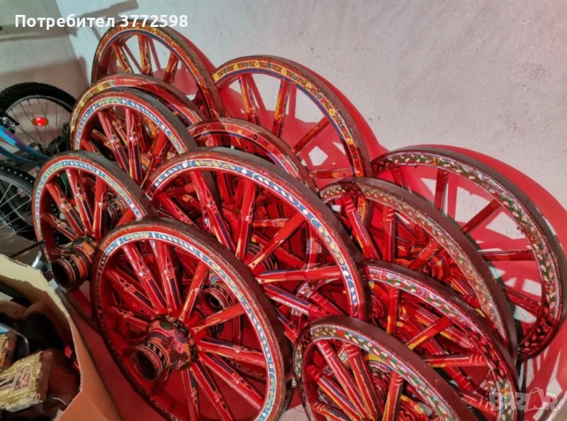 Рисувани колелета колела каруца, снимка 1